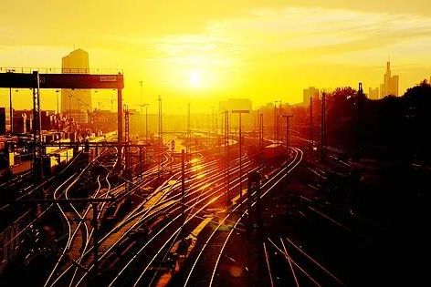 細細的紅線|輕資產建業